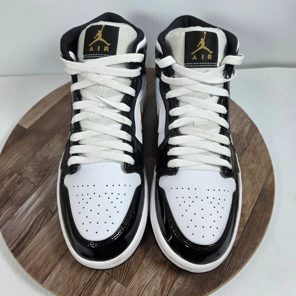 Jordan Air Jordan 1 Mid SE Mens 9.5 White Black Metallic Gold 852542-007